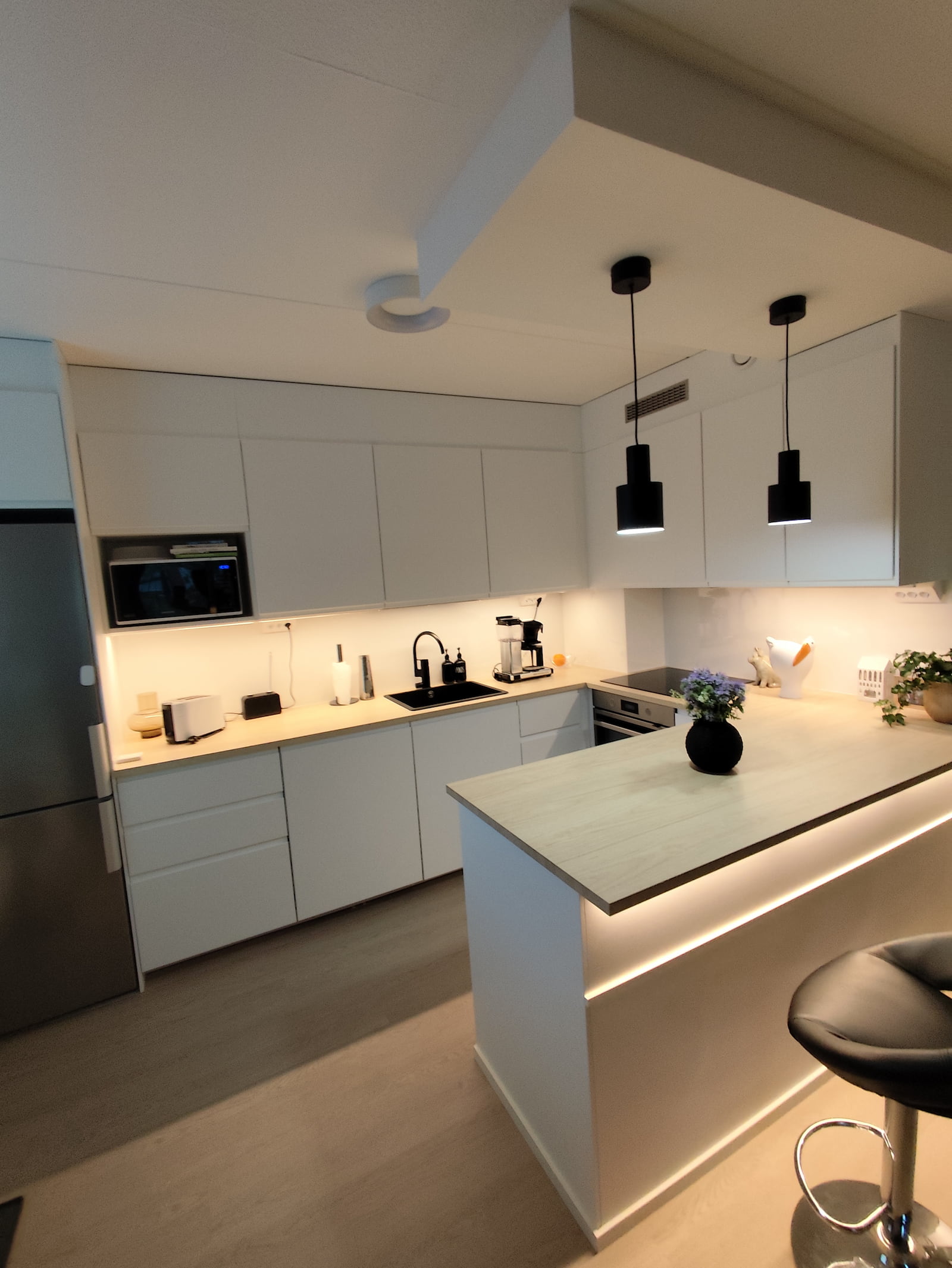 Keittiö jälkeen remontin 1