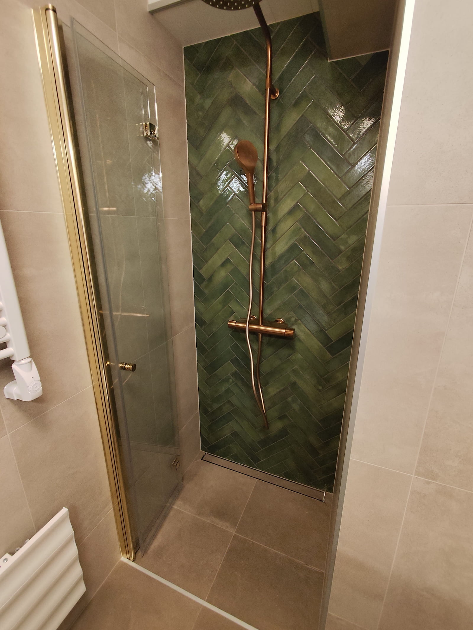 Kylpyhuone jälkeen 2